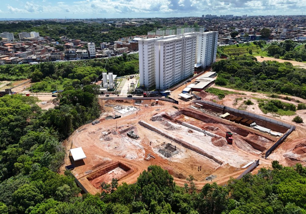Evolução de obra do Vale dos Lírios Maio